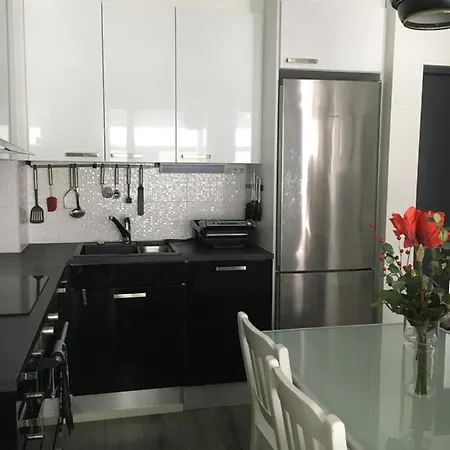 Apartment Poukamankatu 14 公寓