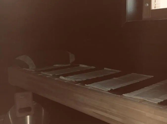 Poukamankatu 14 شقة