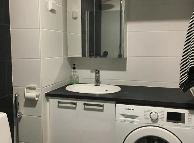 Poukamankatu 14 * كوبيو